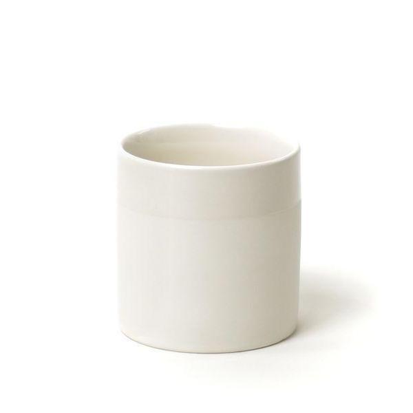 Modern cup