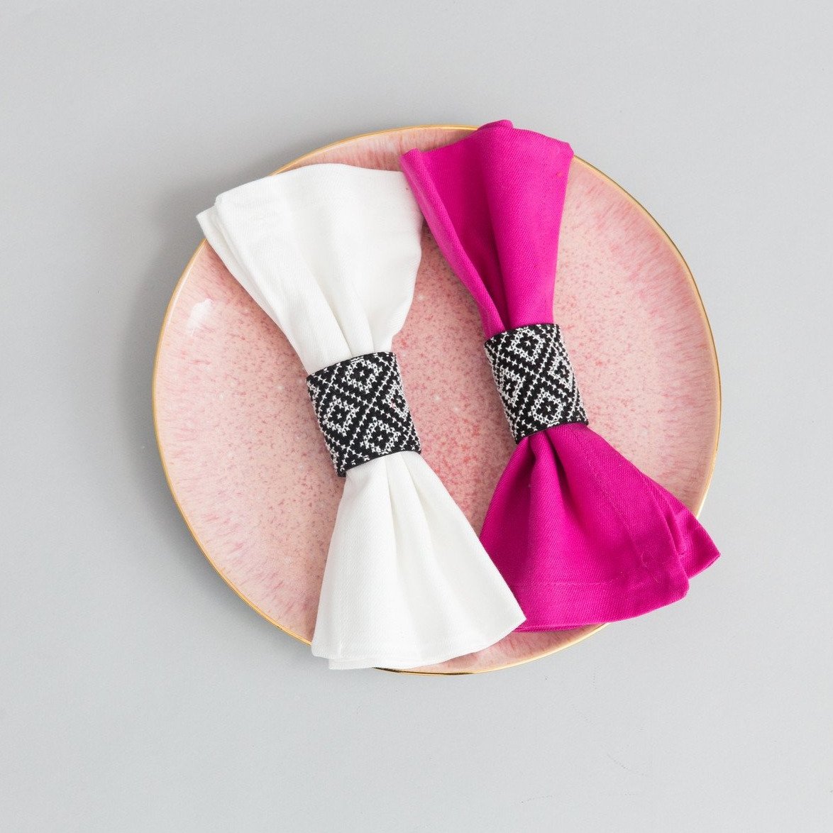 The Black and White Napkin Rings